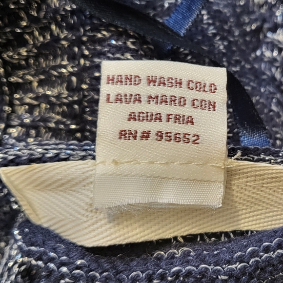 Too Hot! - Picture 6 of 6